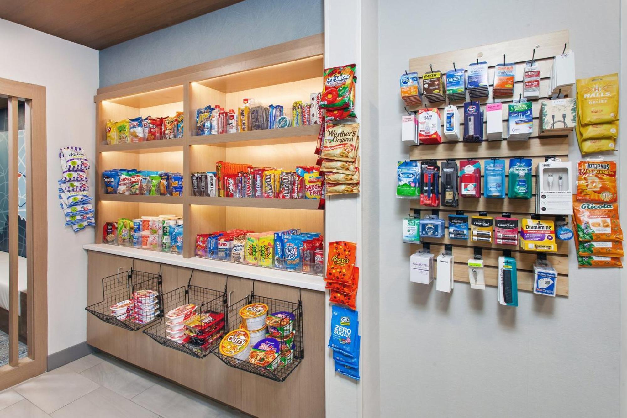 Holiday Inn Express Cleveland Airport - Brook Park By Ihg Екстер'єр фото
