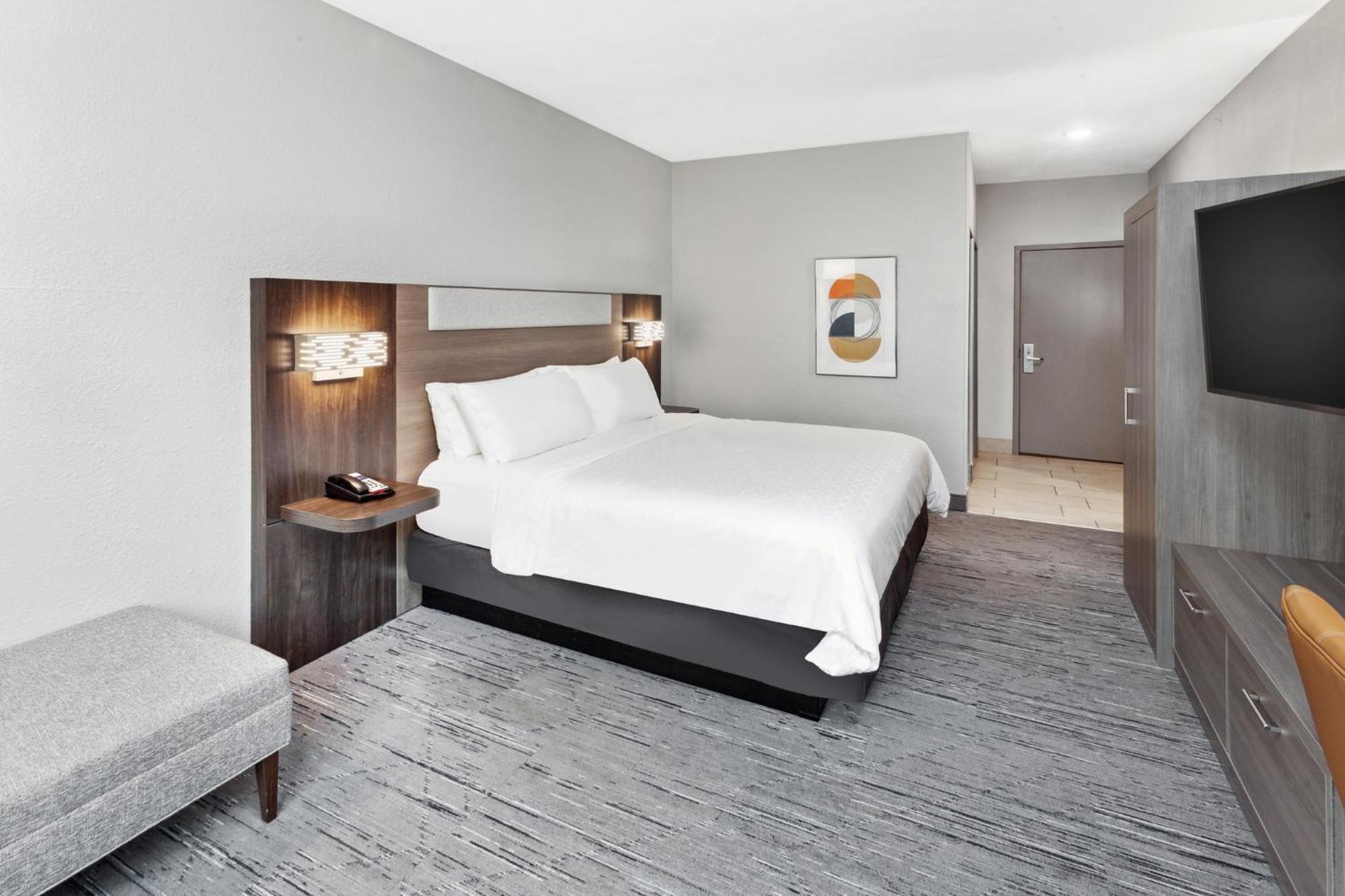 Holiday Inn Express Cleveland Airport - Brook Park By Ihg Екстер'єр фото