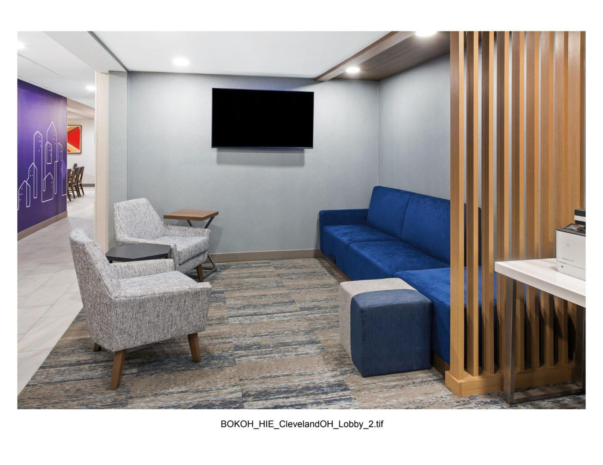 Holiday Inn Express Cleveland Airport - Brook Park By Ihg Екстер'єр фото
