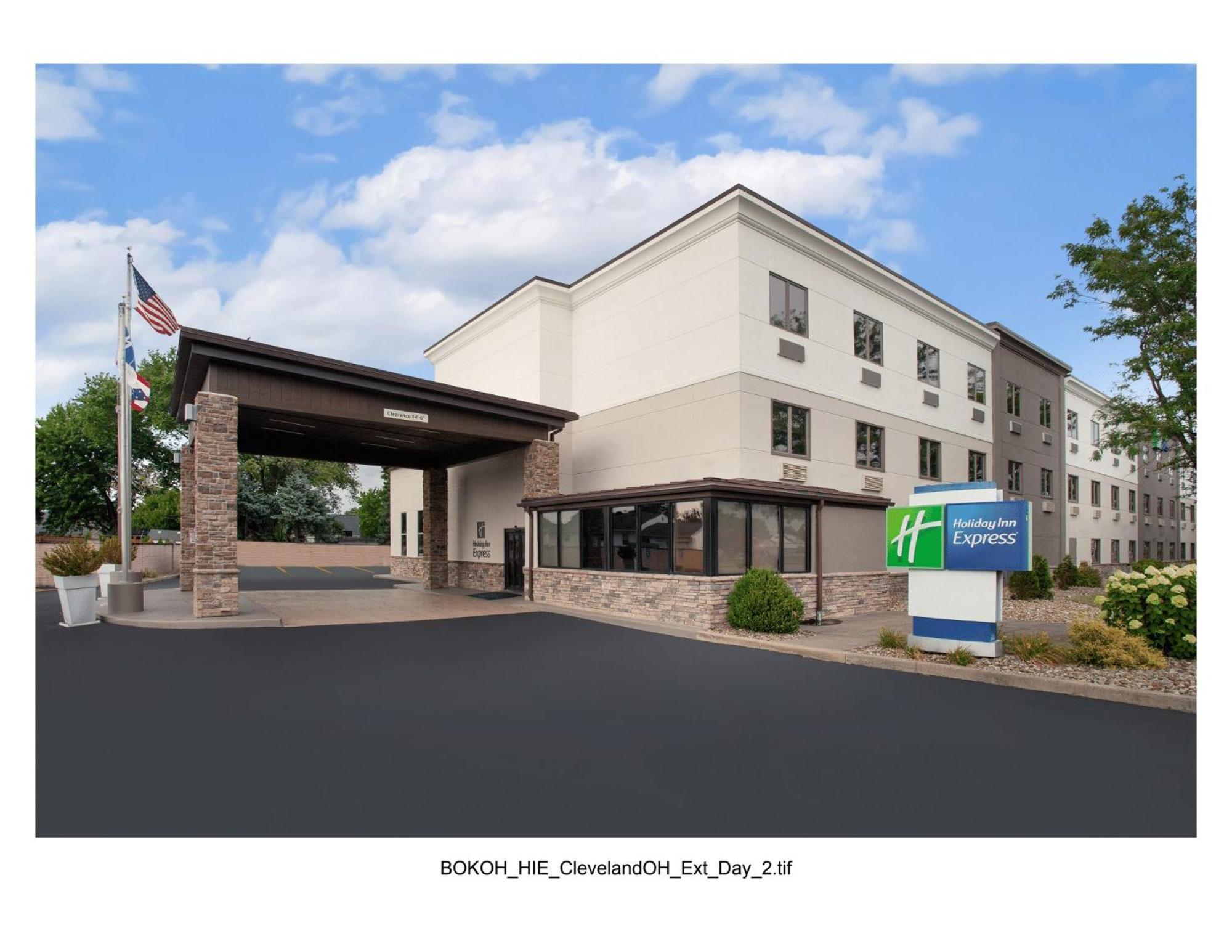 Holiday Inn Express Cleveland Airport - Brook Park By Ihg Екстер'єр фото